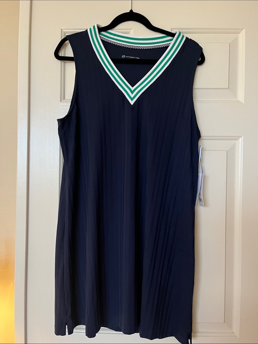 NWT Southern Tide Navy Sleeveless V-Neck Dress with Green and White Trim-